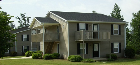 Apartment Auburn AL Hilltop Pines make great rentals for families